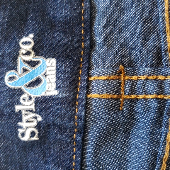 Style & Co. Dark Denim Capris - Picture 5 of 9